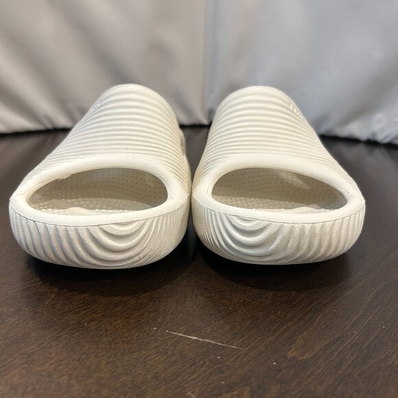 Crocs Mellow Tide Recovery Slide Sandal, Cream 7‎ - Picture 2 of 11